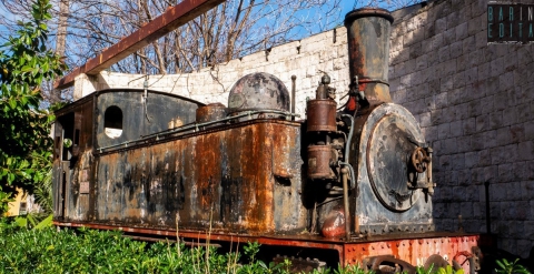 Nella stazione Fse di Bari c'è la "Noci", locomotiva del 1901: «Ma rischia di essere rimossa»